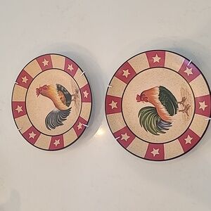 Home Interiors ROOSTER PLATES with STARS 2003 Set of 2.